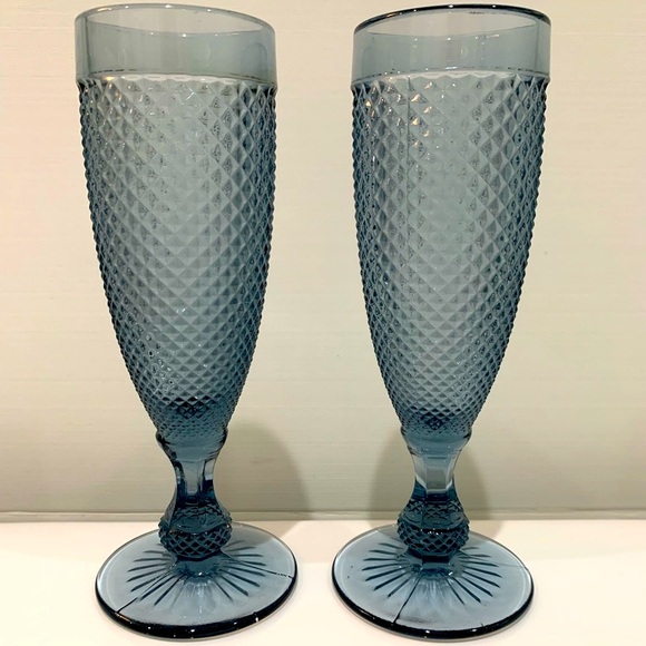 🥂New! Set of 2 Blue Champagne Flutes - Picture 3 of 9